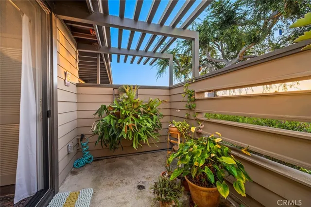 $3,250,000 | 1687 Temple Hills Drive, Laguna Beach, CA 92651