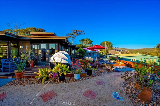 $3,250,000 | 1687 Temple Hills Drive, Laguna Beach, CA 92651