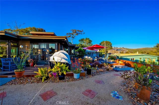 $3,250,000 | 1687 Temple Hills Drive, Laguna Beach, CA 92651