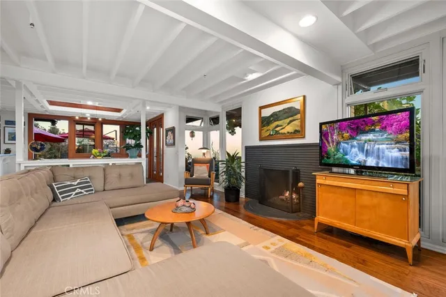 $3,250,000 | 1687 Temple Hills Drive, Laguna Beach, CA 92651