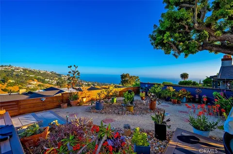 $2,995,000 | 1687 Temple Hills Drive, Laguna Beach, CA 92651