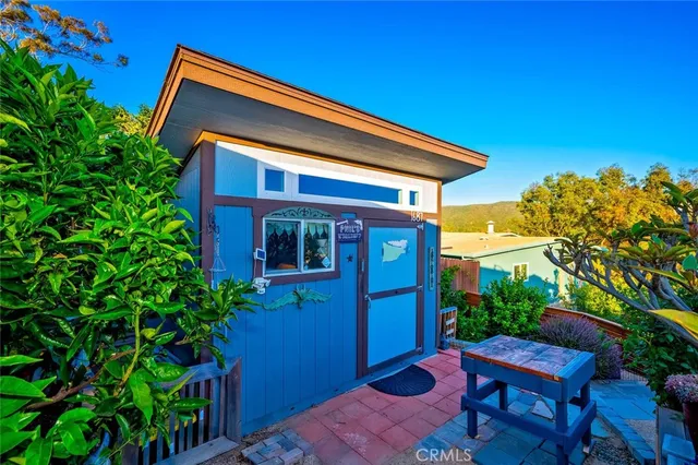 $3,250,000 | 1687 Temple Hills Drive, Laguna Beach, CA 92651