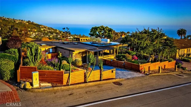 $3,250,000 | 1687 Temple Hills Drive, Laguna Beach, CA 92651