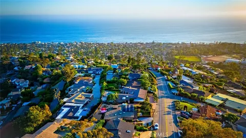 $3,250,000 | 1687 Temple Hills Drive, Laguna Beach, CA 92651