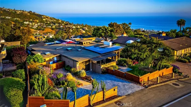 $3,250,000 | 1687 Temple Hills Drive, Laguna Beach, CA 92651
