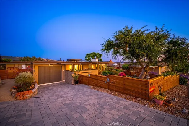 $3,250,000 | 1687 Temple Hills Drive, Laguna Beach, CA 92651