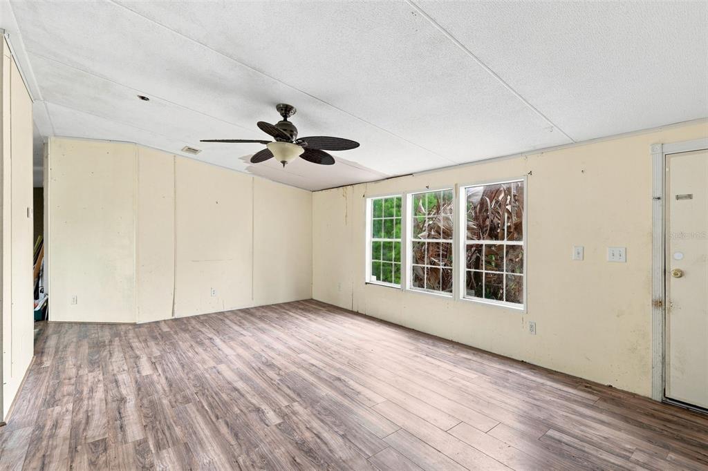 39913 Swift Road Eustis, FL 32736 - Photo 14 of 43 Gallery Image 14