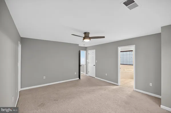 $3,800 | 6800 Hollow Glen Court, Gainesville, VA 20155