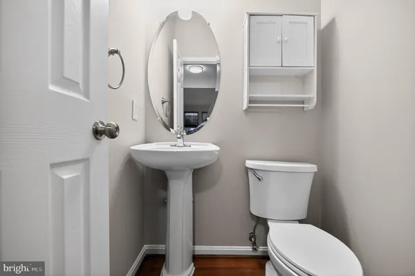 $3,800 | 6800 Hollow Glen Court, Gainesville, VA 20155