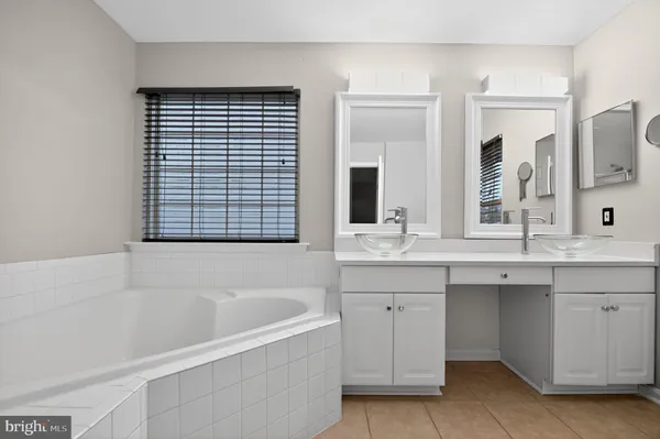 $3,800 | 6800 Hollow Glen Court, Gainesville, VA 20155