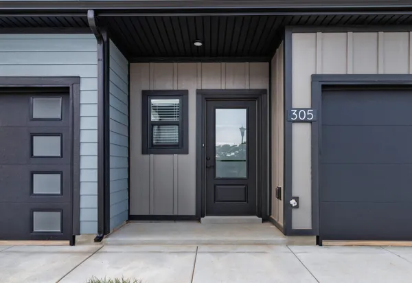 $1,595 | 305 Jonathan Wade Circle, Clarksville, TN 37043