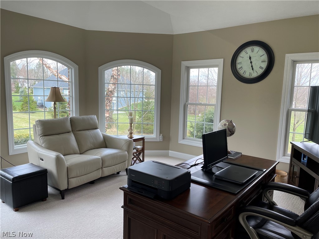 897 Ridge Road Hinckley, OH 44233 - Photo 11 of 34 Office