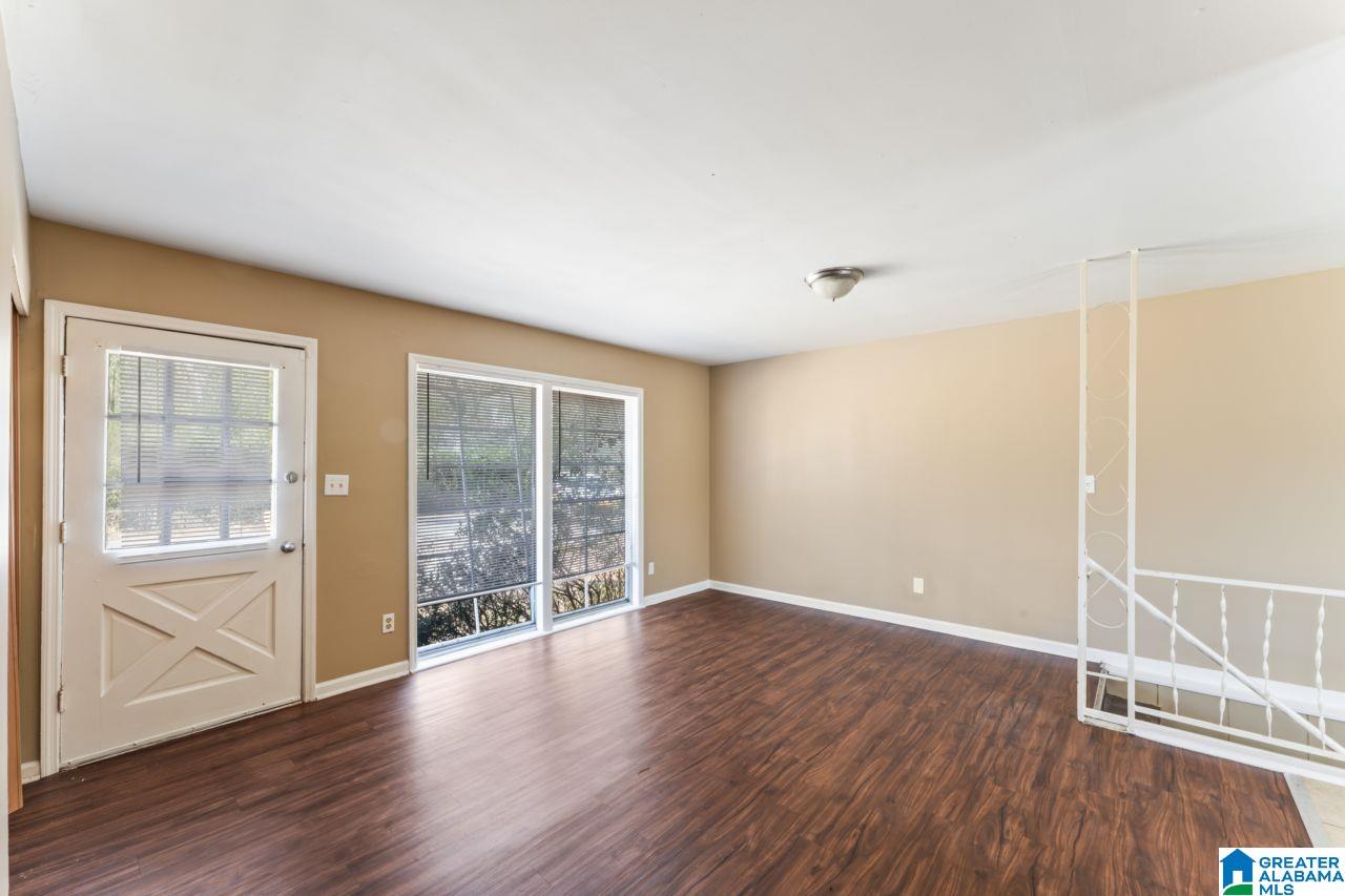 1652 Roberta Lane Birmingham, AL 35214 - Photo 8 of 34