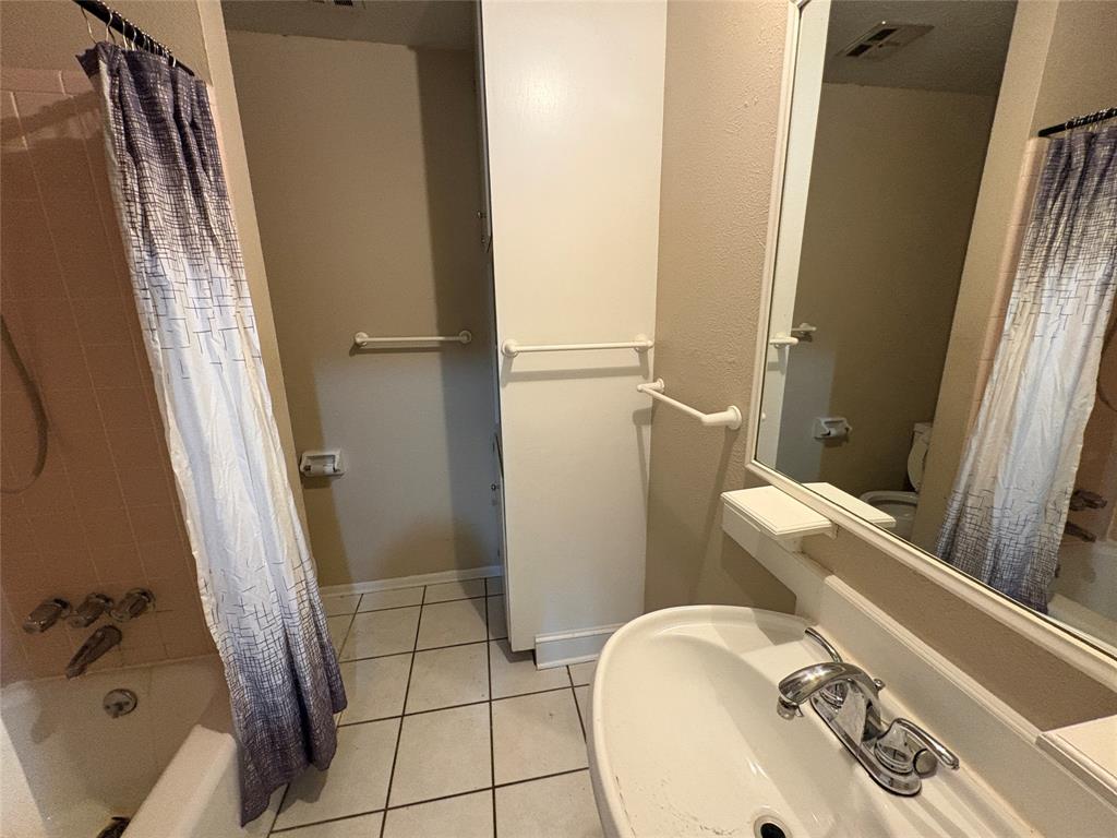 1111 Duane Street Benbrook, TX 76126 - Photo 21 of 28