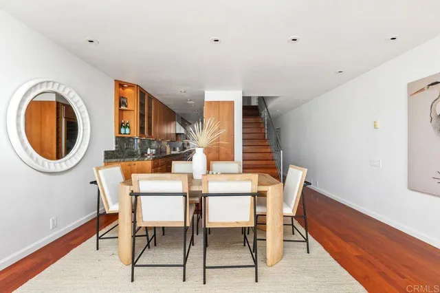 $2,800,000 | 369 West I Street, Encinitas, CA 92024