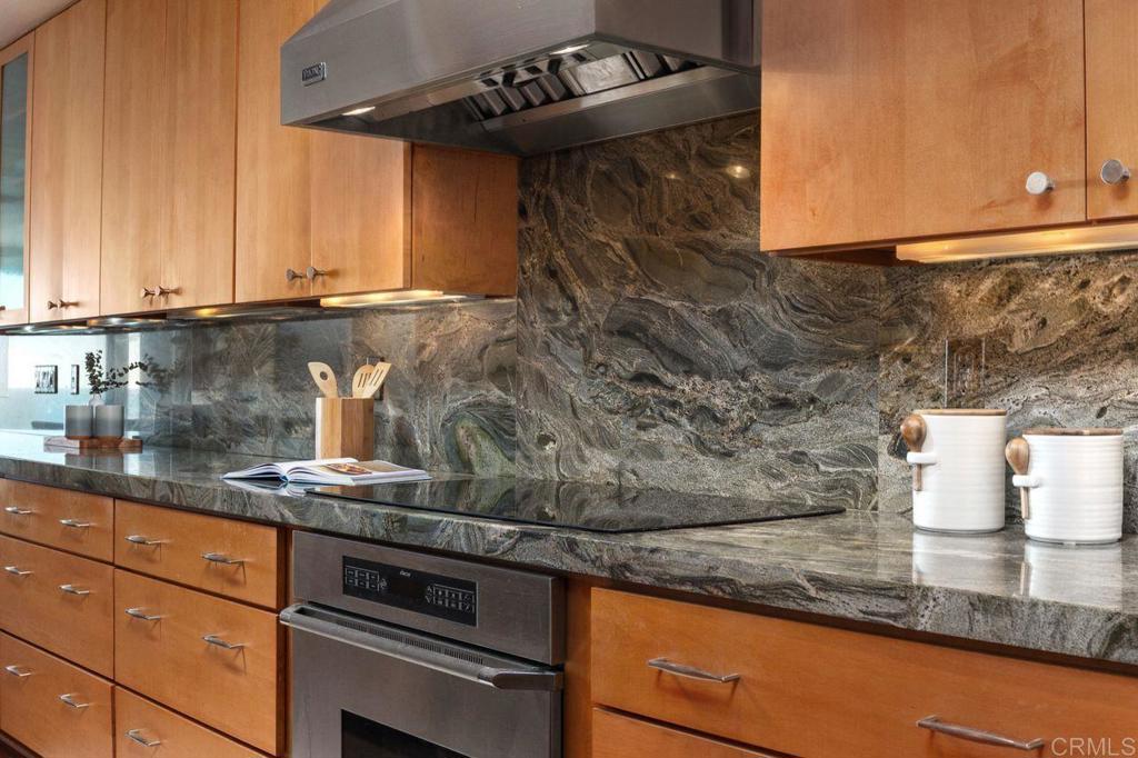 369 West I Street Encinitas, CA 92024 - Photo 16 of 40