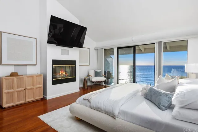 $2,800,000 | 369 West I Street, Encinitas, CA 92024