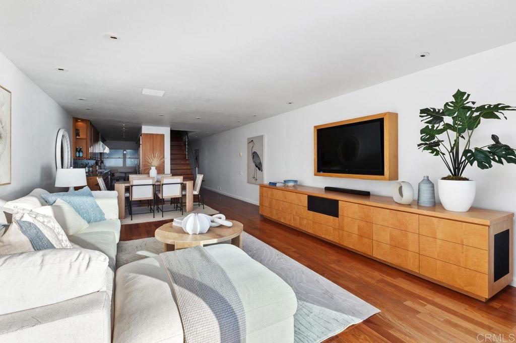 369 West I Street Encinitas, CA 92024 - Photo 8 of 40