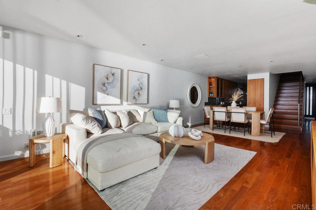 369 West I Street Encinitas, CA 92024 - Photo 10 of 40