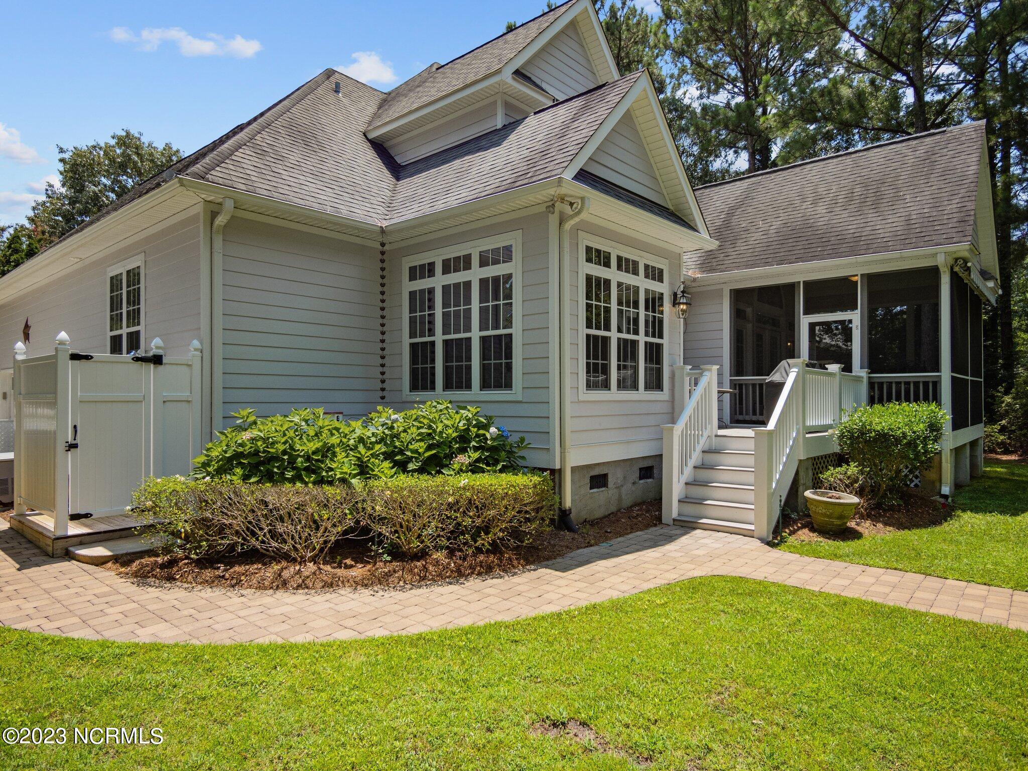 202 South Grist Mill Road Hampstead, NC 28443 - Photo 15 of 66 22-web-or-mls-P7075197