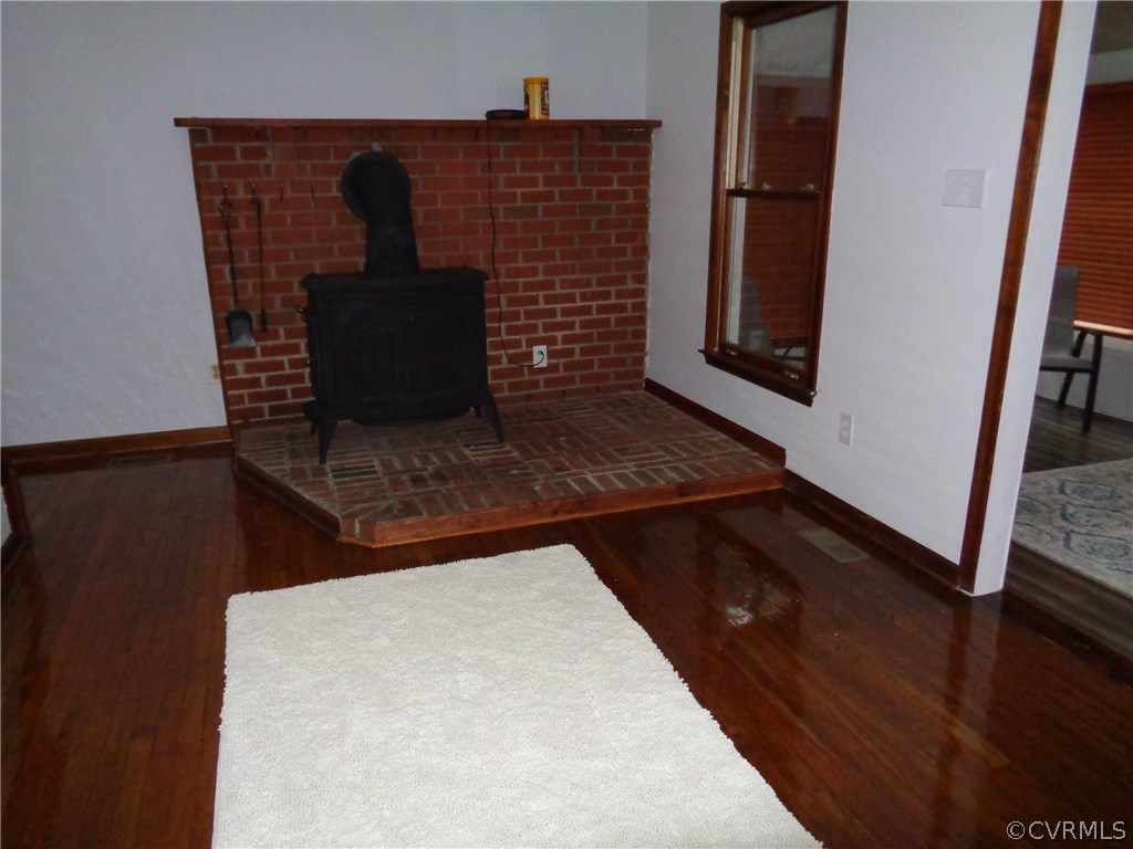 7837 Hines Road Disputanta, VA 23842 - Photo 10 of 22 Gallery Image 10