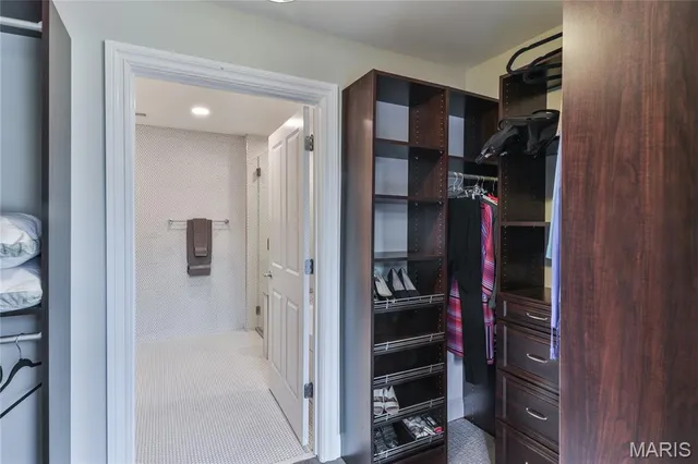 $699,000 | 4909 Laclede Avenue, Unit 1201, St. Louis, MO 63108