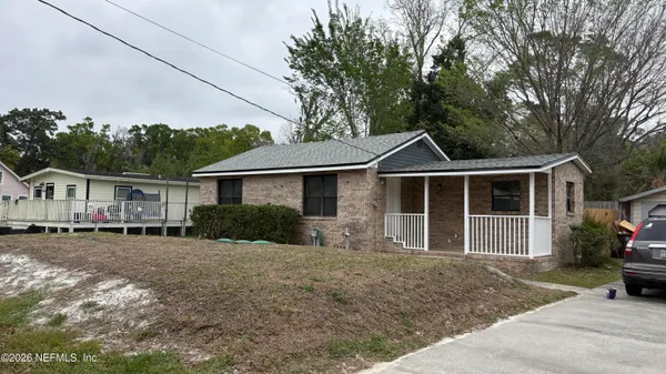 $2,000 | 5933 Jammes Road, Jacksonville, FL 32244