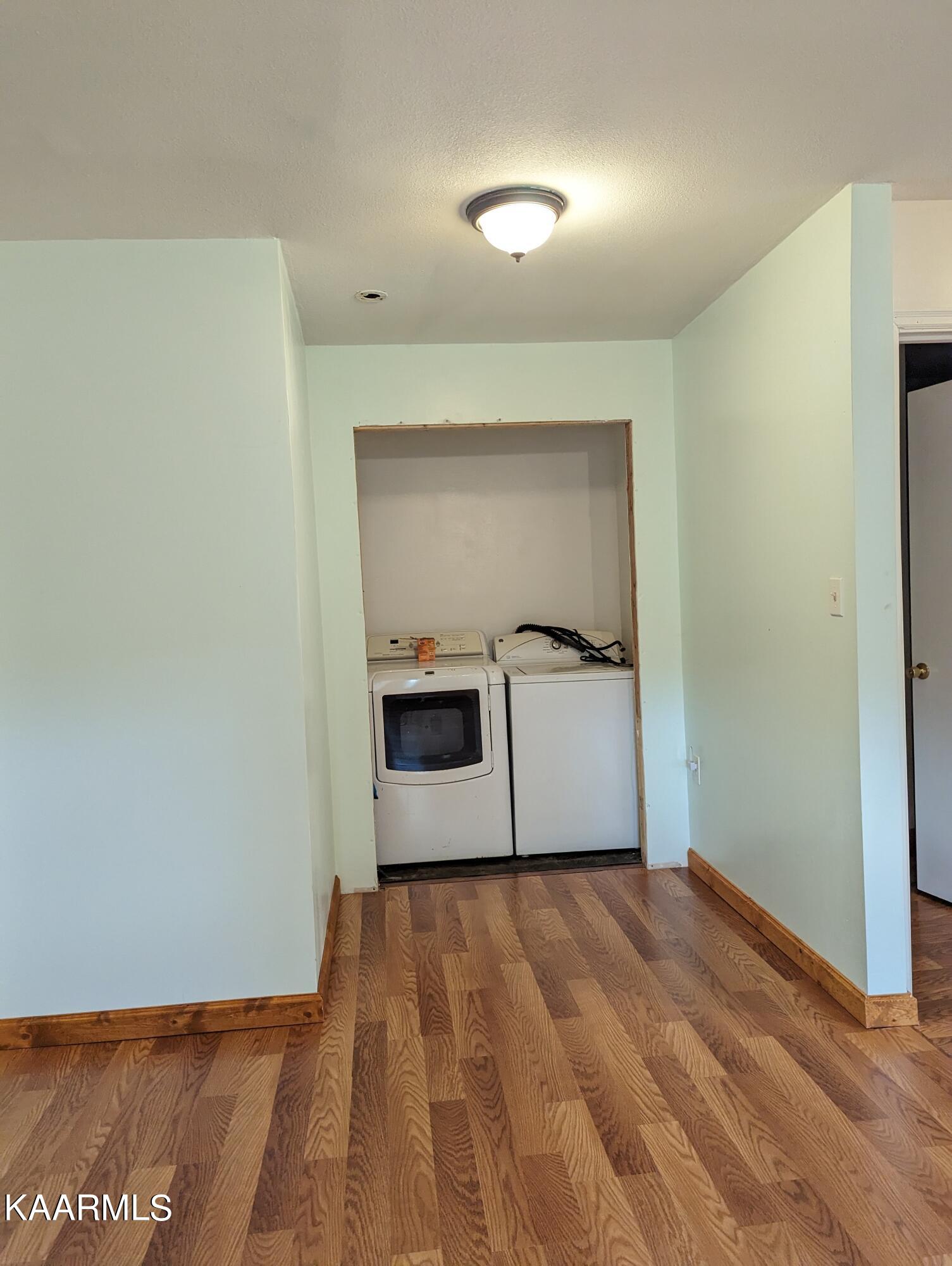 218 Price Road Lancing, TN 37770 - Photo 18 of 22 Laundry