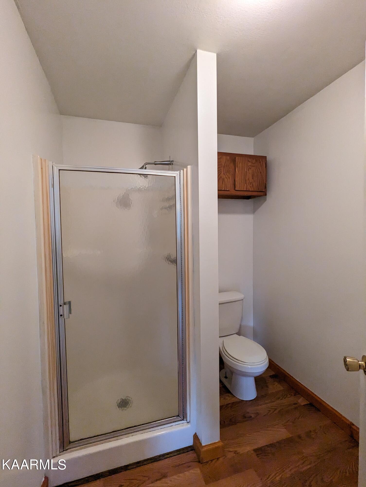 218 Price Road Lancing, TN 37770 - Photo 9 of 22 Hall Bathroom