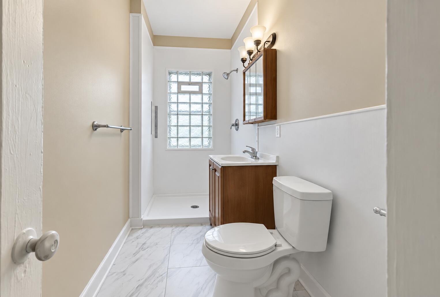 1721 Geneva Street Racine, WI 53402 - Photo 3 of 4 AB5CD439-8A85-4702-9D2F-1ADBD270E309