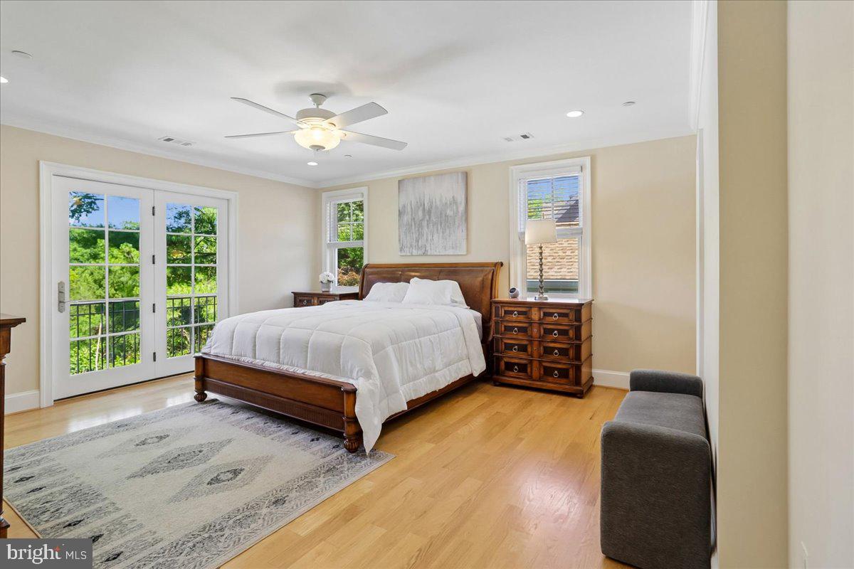 7800 Radnor Road Bethesda, MD 20817 - Photo 35 of 82 Primary Bedroom w/ Juliet Balcony