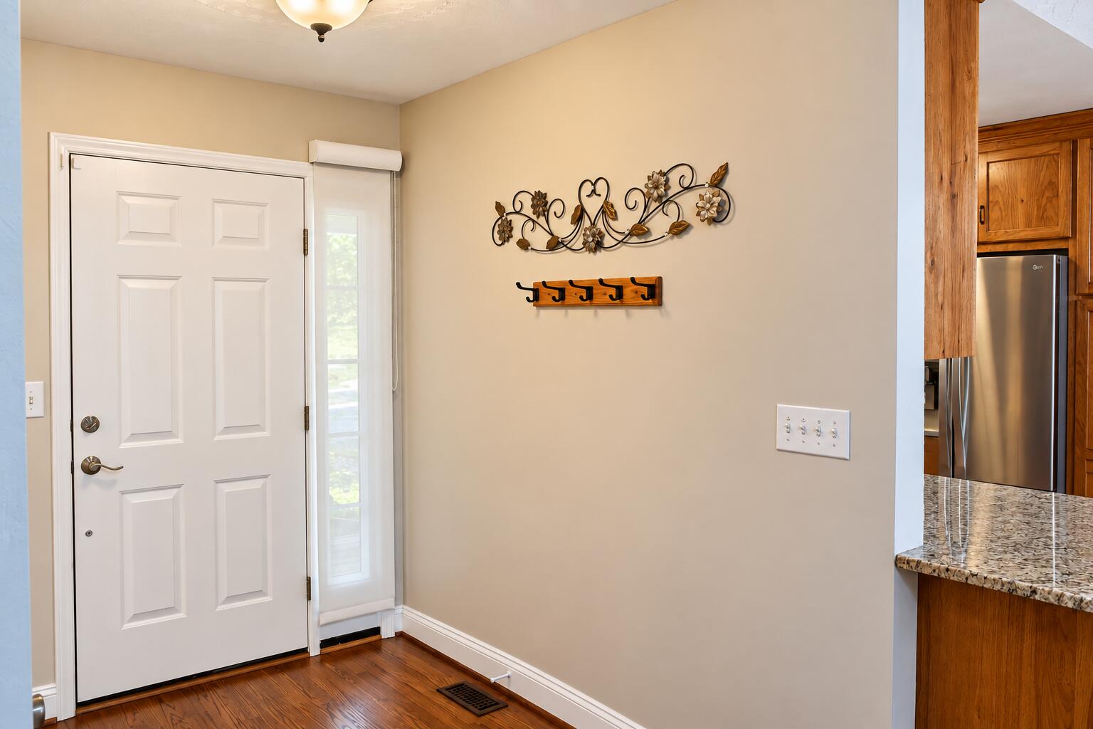3315 Scruggs Road Moneta, VA 24121 - Photo 3 of 24 Foyer