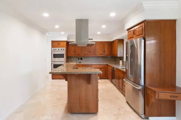 $12,900 | 3969 Longridge Avenue, Sherman Oaks, CA 91423