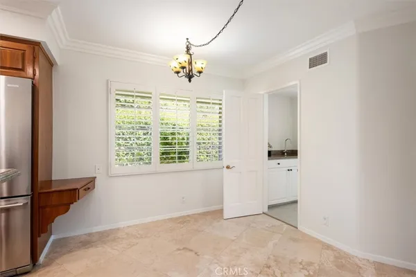 $12,900 | 3969 Longridge Avenue, Sherman Oaks, CA 91423