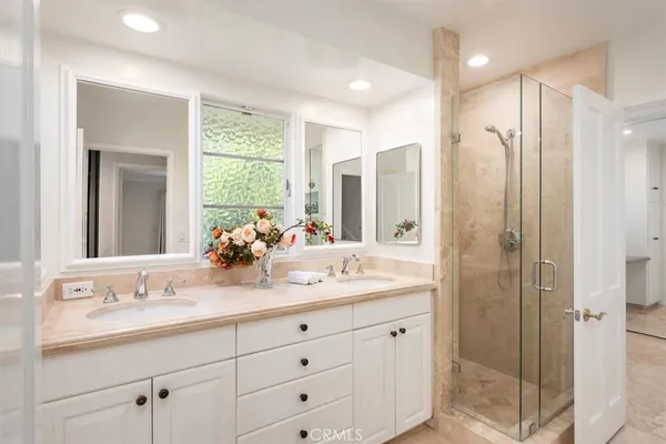 $12,900 | 3969 Longridge Avenue, Sherman Oaks, CA 91423