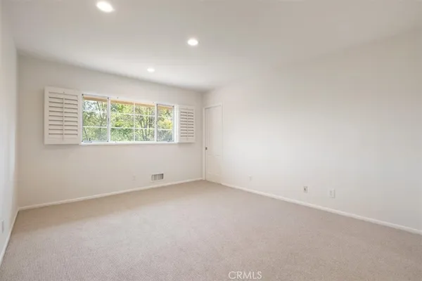 $12,900 | 3969 Longridge Avenue, Sherman Oaks, CA 91423