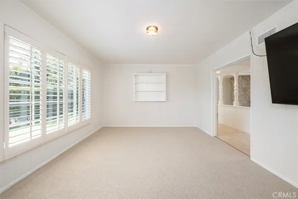 $12,900 | 3969 Longridge Avenue, Sherman Oaks, CA 91423