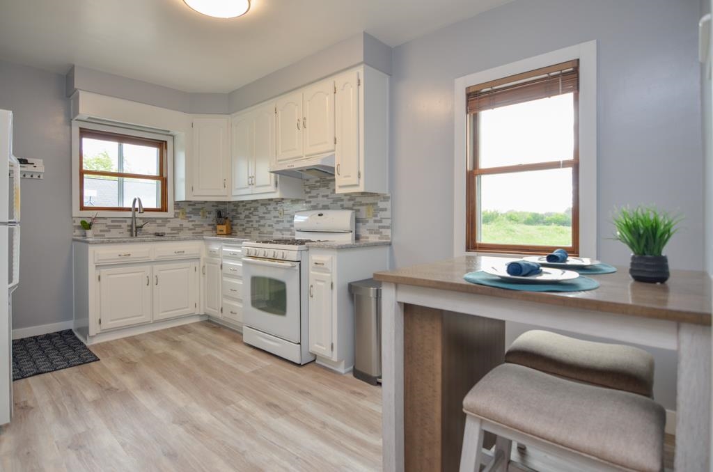 3672 Finger Road Green Bay, WI 54311 - Photo 12 of 40