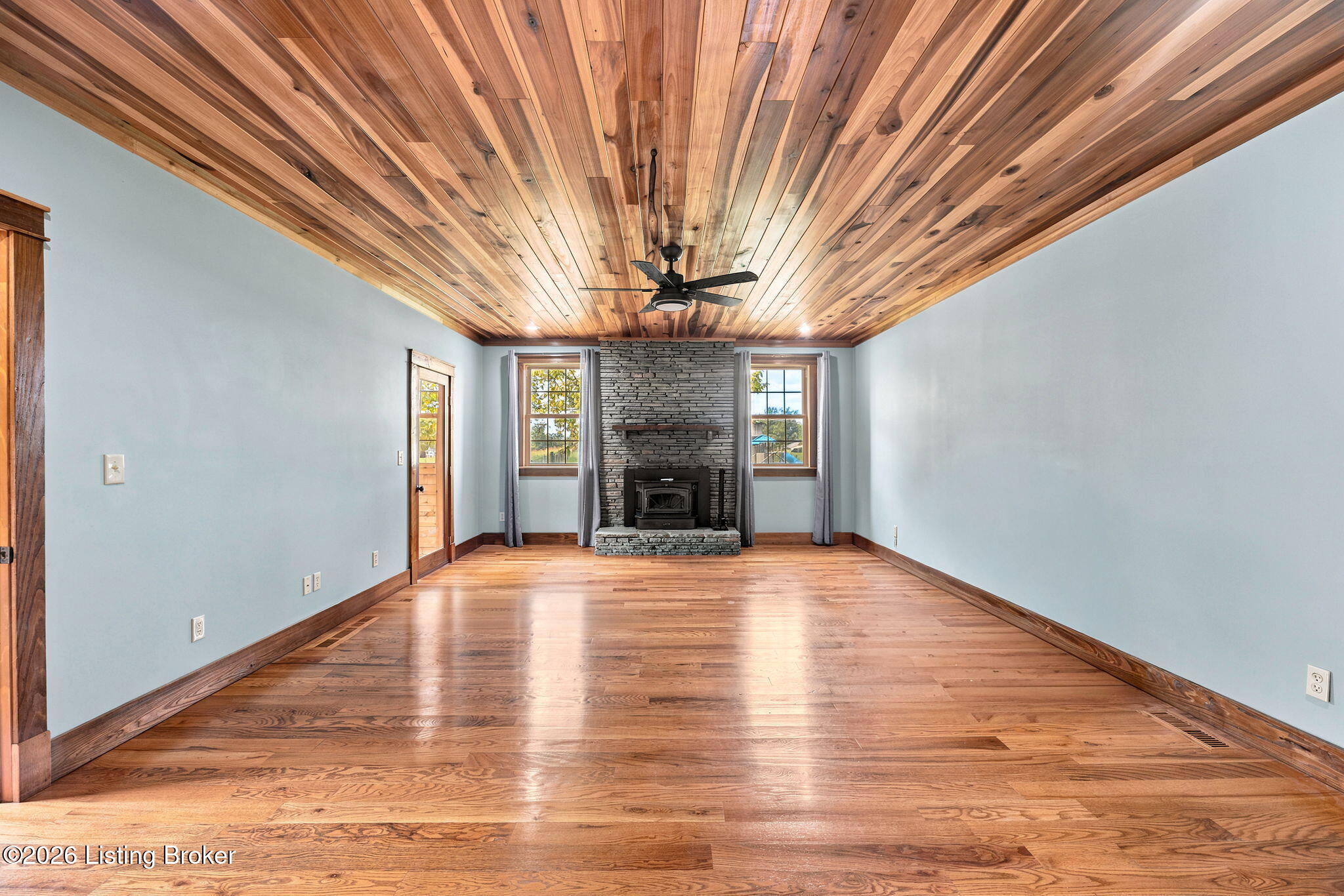 1109 Halifax Road Scottsville, KY 42164 - Photo 8 of 31 18-web-or-mls-1109-halifax-rd