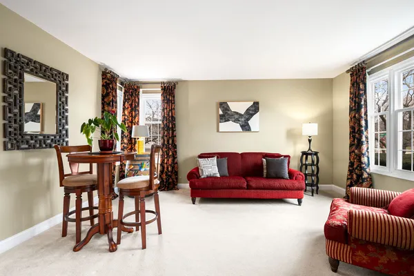 $739,000 | 1145 Oxford Lane, Lake Zurich, IL 60047