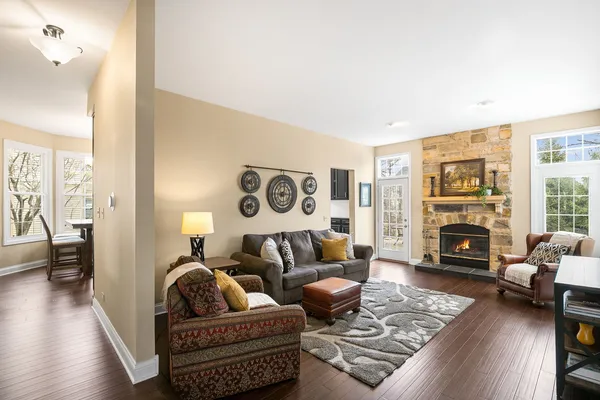 $739,000 | 1145 Oxford Lane, Lake Zurich, IL 60047