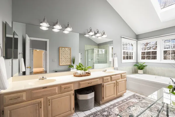 $739,000 | 1145 Oxford Lane, Lake Zurich, IL 60047