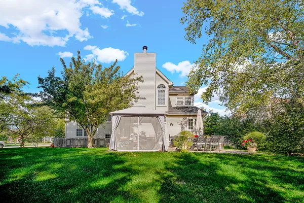 $739,000 | 1145 Oxford Lane, Lake Zurich, IL 60047