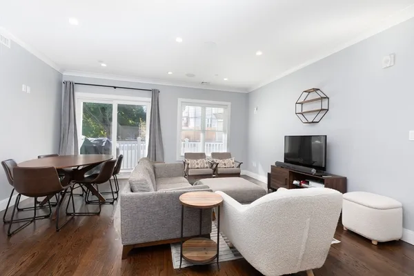 $4,300 | 20 Fuller Street, Unit 2, Boston, MA 02124