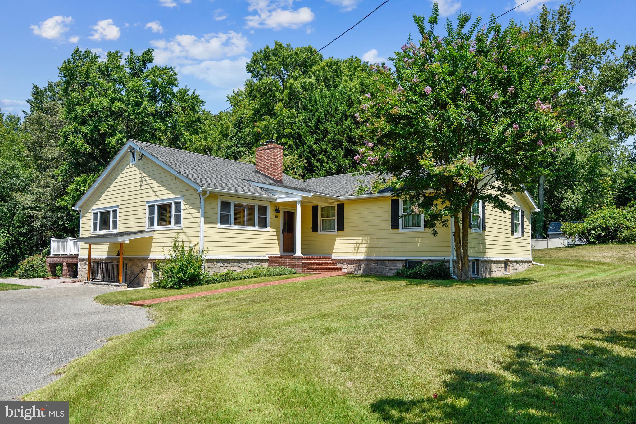 1172 Carrs Wharf Road Edgewater, MD 21037 - Photo 2 of 48 Front view of home