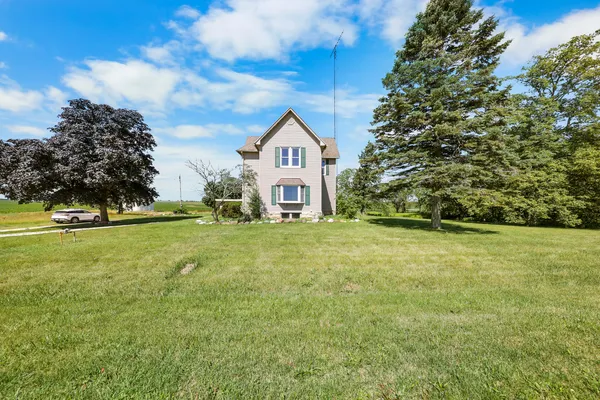 $215,000 | 3447 East 27th Road, Marseilles, IL 61341