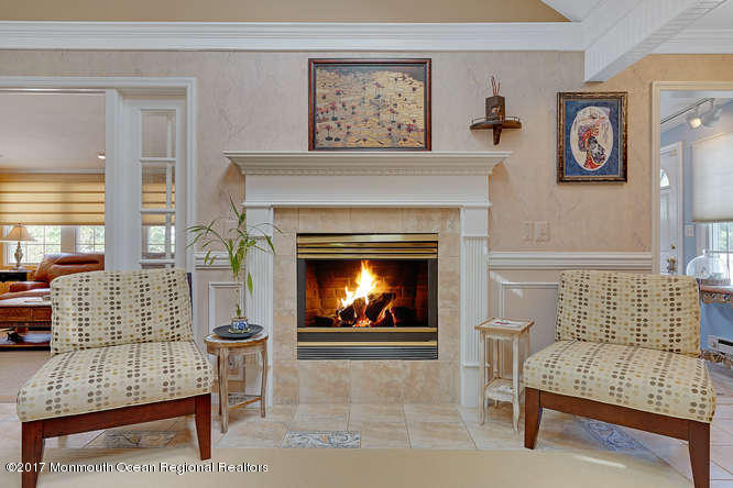 322 Adelphia Road Farmingdale, NJ 07727 - Photo 13 of 29 Family room