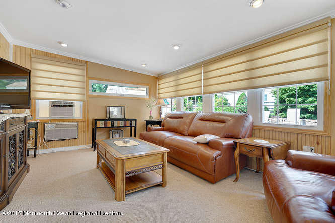 322 Adelphia Road Farmingdale, NJ 07727 - Photo 15 of 29 Den