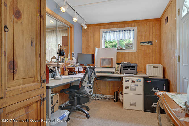 322 Adelphia Road Farmingdale, NJ 07727 - Photo 21 of 29 Office
