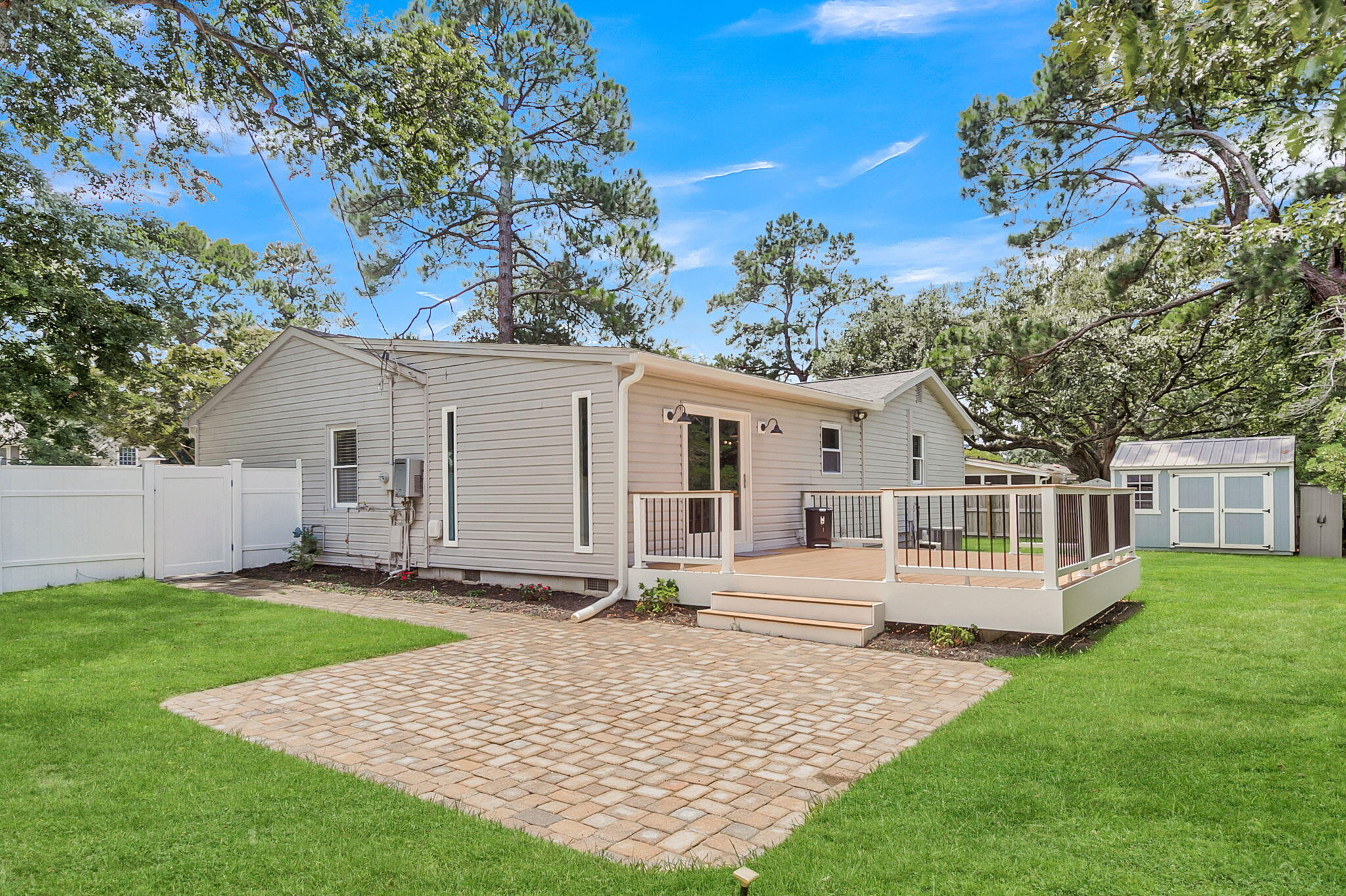 1668 Mepkin Road Charleston, SC 29407 - Photo 30 of 37 Back Patio